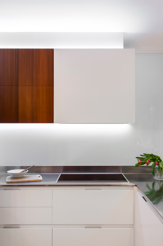 mala-moderna-kuhinja-3