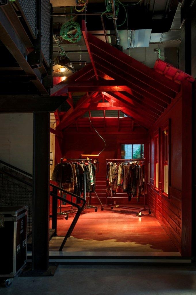 Replay - The Stage store (2)