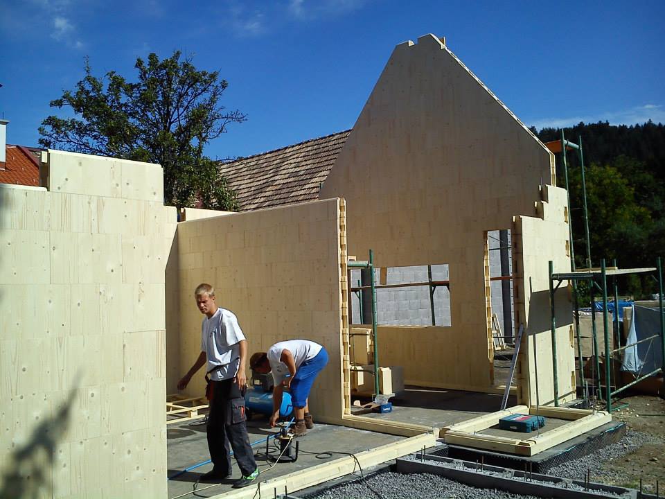 Jednostavna kuća površine 70 m² by Jaro Krobot