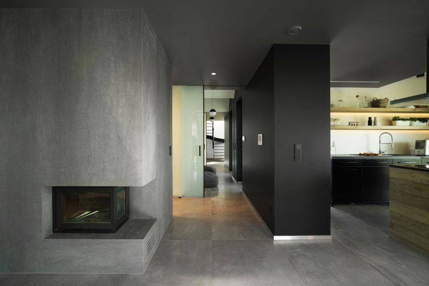 Moderna seoska kuća klasičnih obrisa