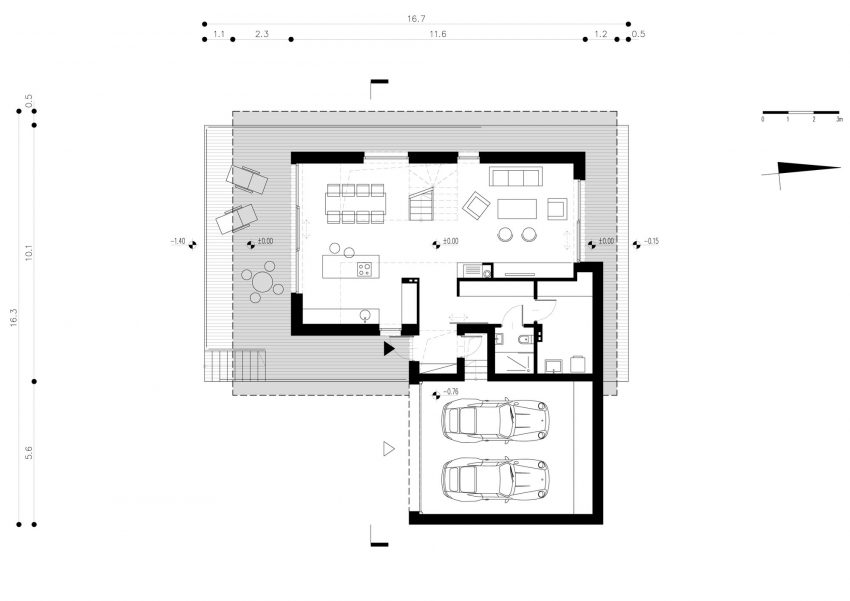 Moderna seoska kuća klasičnih obrisa