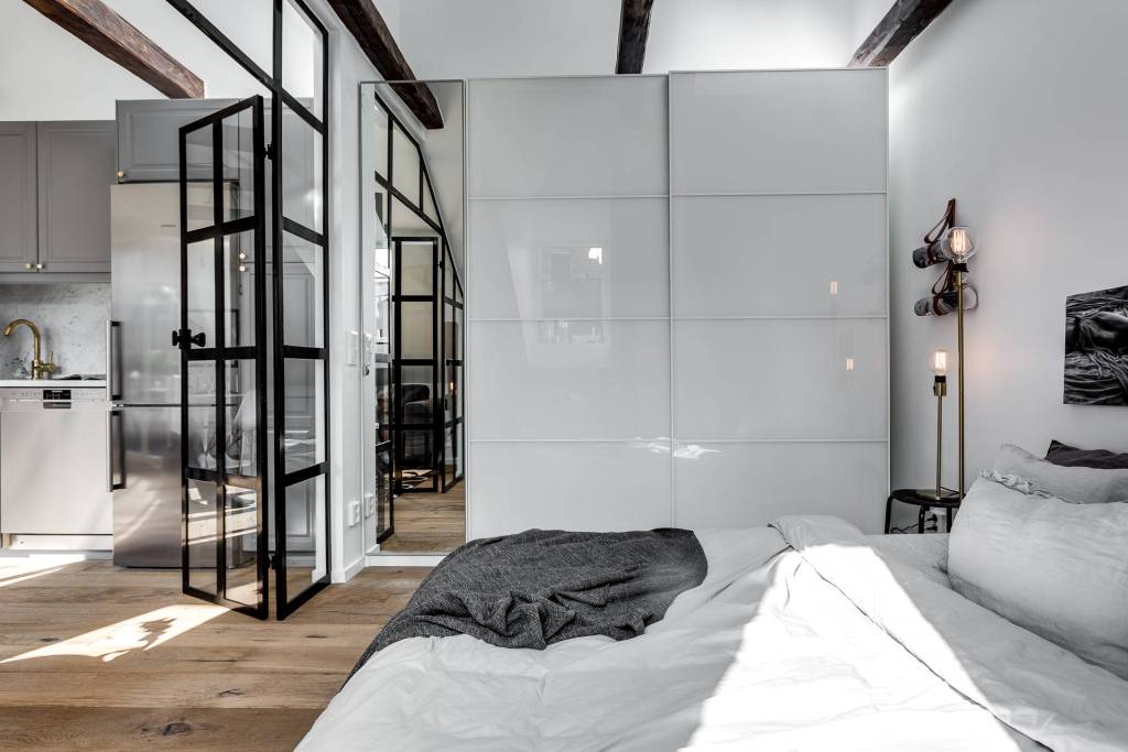 Stan u potkrovlju površine 37 kvadrata