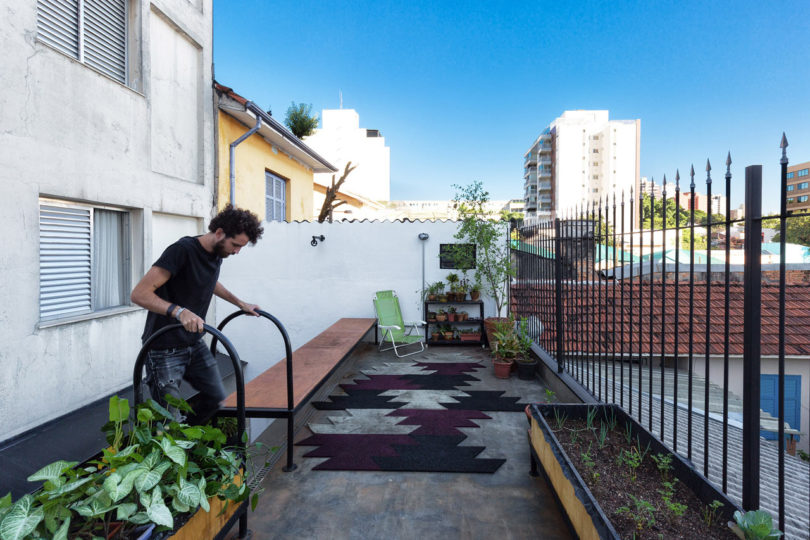 http://design-milk.com/a-small-sao-paulo-apartment-gets-an-annex-addition/
