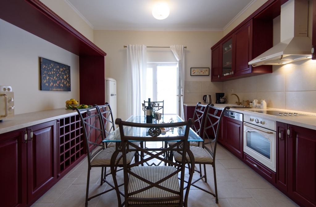 Spoj modernog i antiknog u kući za odmor Floreat