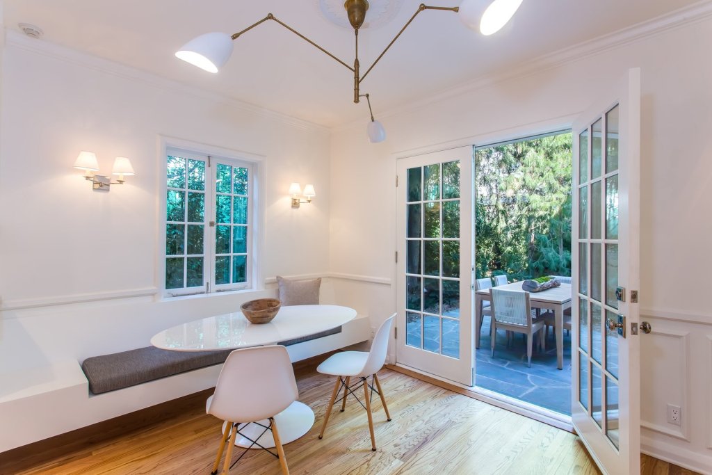 Moby prodaje kuću, cijena prava sitnica