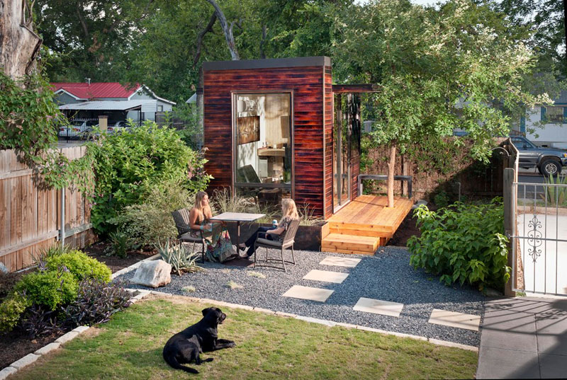 Ured u dvorištu - idealni prostori za rad od kuće