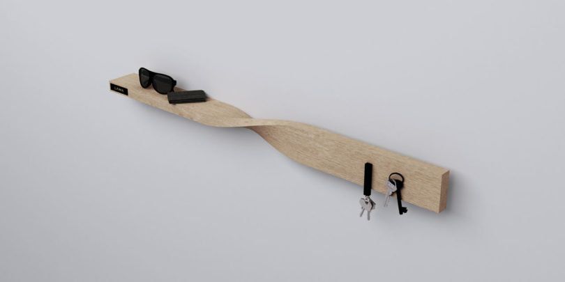 Polica i magnetna ploča u jednom