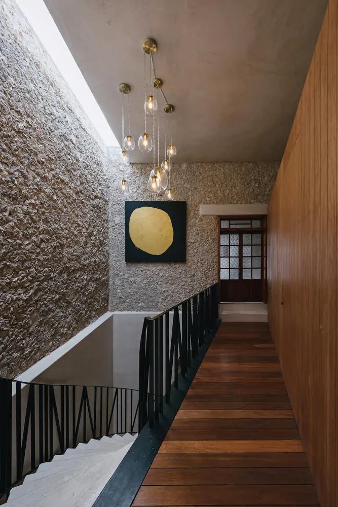 Stara kuća preuređena u moderni rustikalni dom